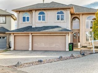 1525 Haswell Close NW, Edmonton, AB T6R3J4