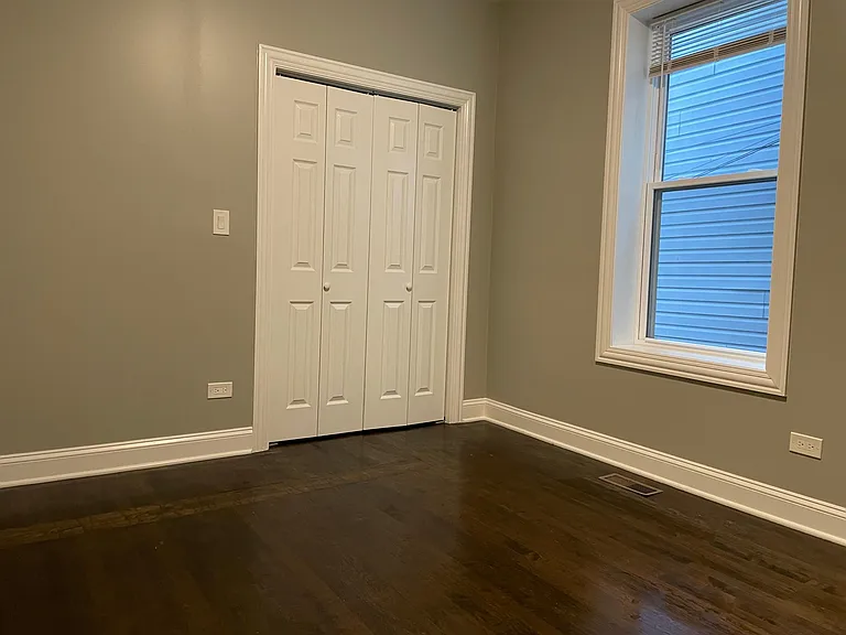 2428 N Avers Ave #1 — Photo 7