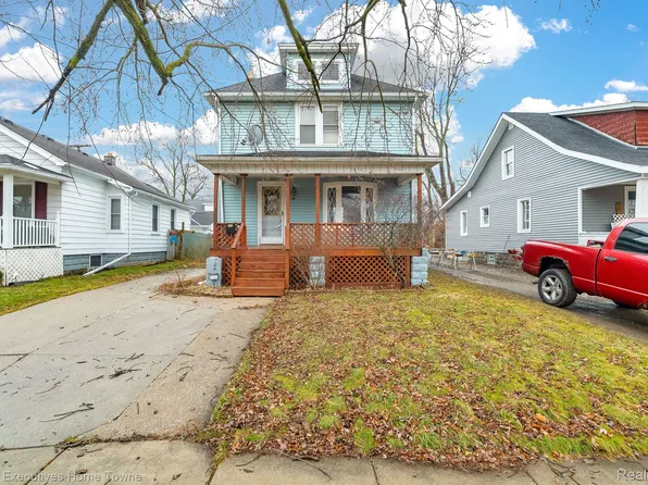 729 13th St, Port Huron, MI 48060