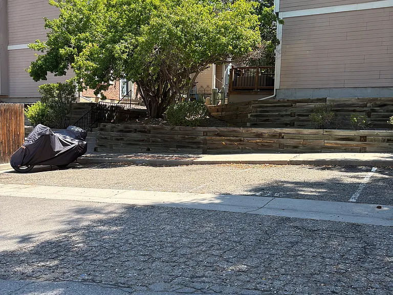 1546 S Ouray Cir #B — Photo 32