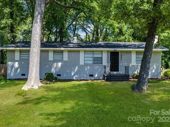 5221 Wales St, Charlotte, NC 28269