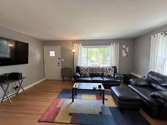 2nd image of 7501 W Vienna COURT