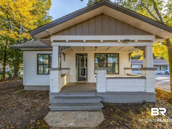 316 E Laurel Ave, Foley, AL 36535