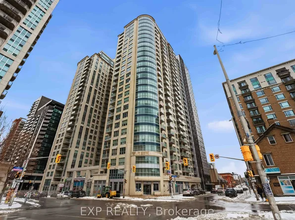 195 Besserer St #1805, Ottawa, ON K1N 0B6