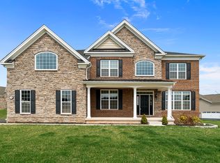 526 Grayson Ln, Harleysville, PA 19438