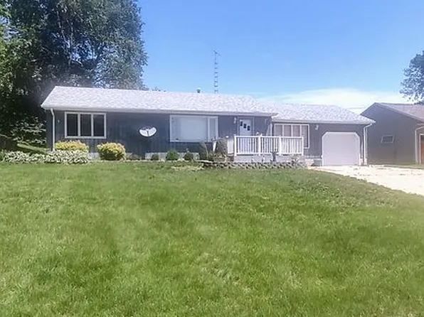 201 Westview Dr, Ventura, IA 50482