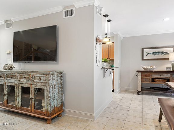 2nd image of 527 Front Beach Dr APT 66