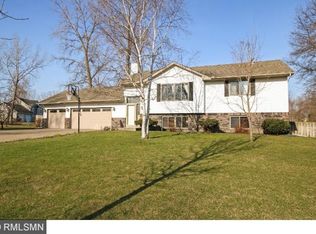 6613 Black Duck Dr, Lino Lakes, MN 55014