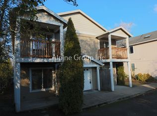 8314 SE Yamhill St APT 3, Portland, OR 97216