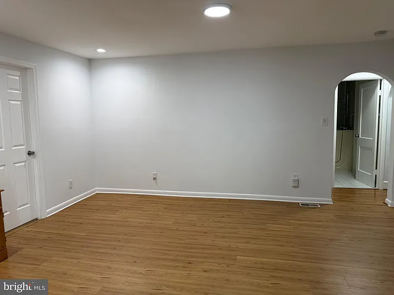 8110 Allentown Rd — Photo 23