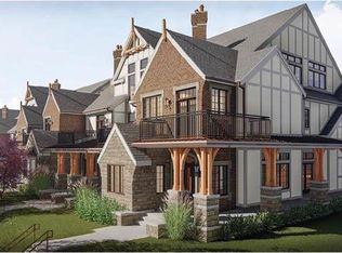 4518 Summit St, Kansas City, MO 64111