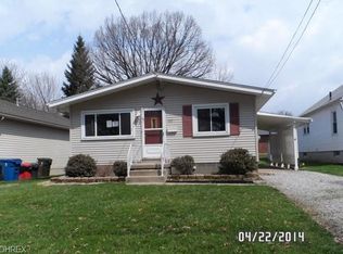 975 Perry Ave, Barberton, OH