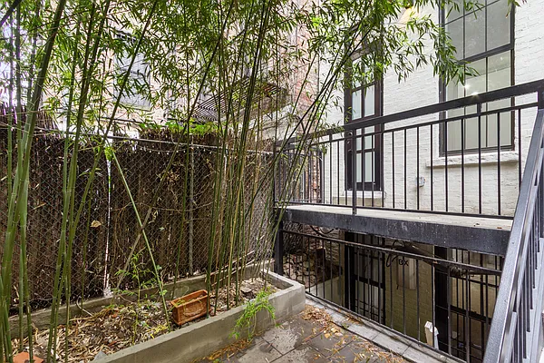 Rented by Platinum Properties | media 8