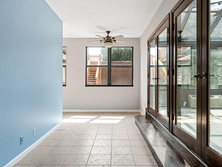 4330 W Pine Blvd — Photo 40