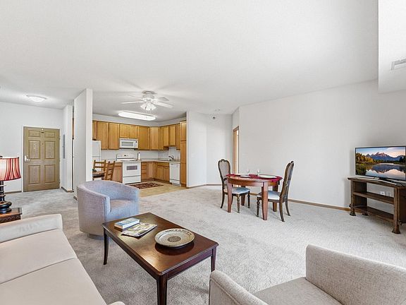 4th image of 6640 Lyndale Ave S APT 208P
