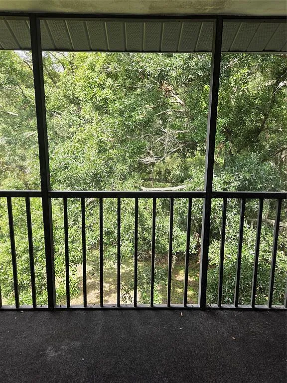 2 bed, 2.0 bath, 979 sqft, $1,675 — Photo 4