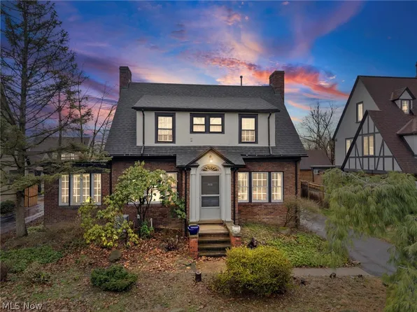 3172 Warrington Rd, Shaker Heights, OH 44120