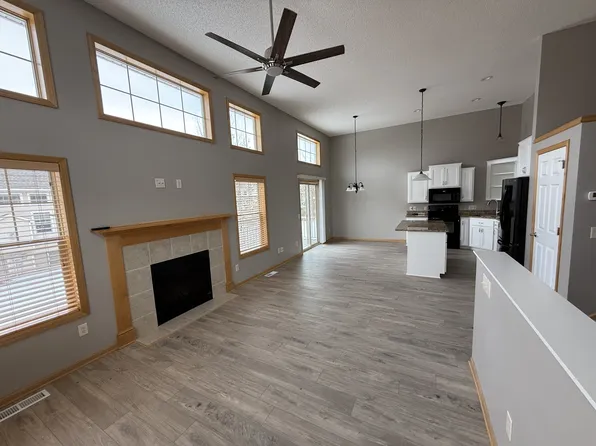 11615 Prospect Curv, Woodbury, MN 55129