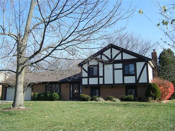 2nd image of 8760 Cobblecreek Dr