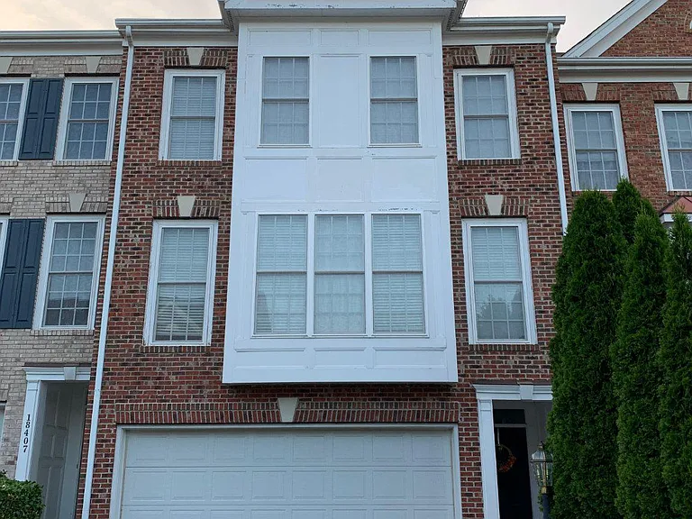 18405 Sierra Springs Sq — Photo 1