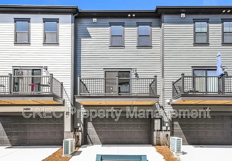 596 Scholar Way — Photo 32