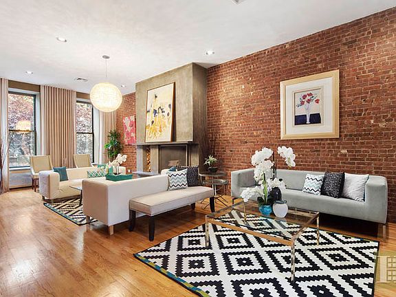 2nd image of 136 W 130th St