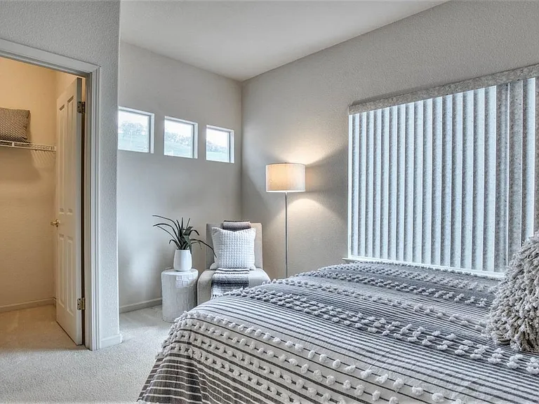 3233 Quail Hollow Dr #1 — Photo 29