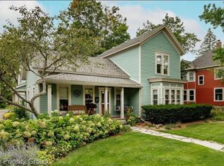 129 N Main St, Clarkston, MI