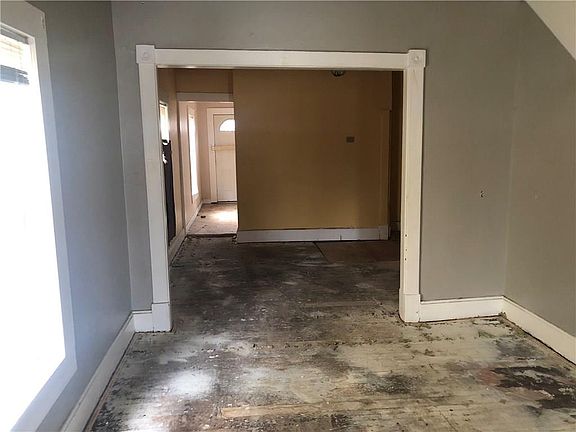 5th image of 3026 N Central Ave