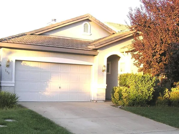 208 Bettencourt Dr, Roseville, CA 95678