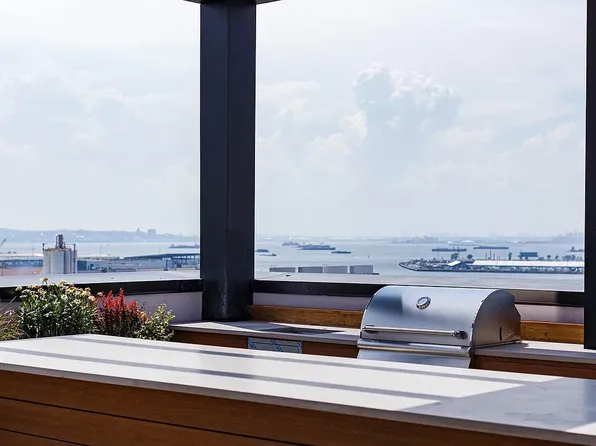 584 Fourth Avenue image 22 of 40