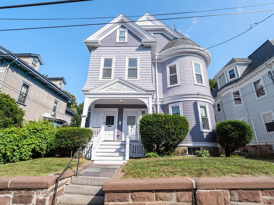 14 Adelaide St #1