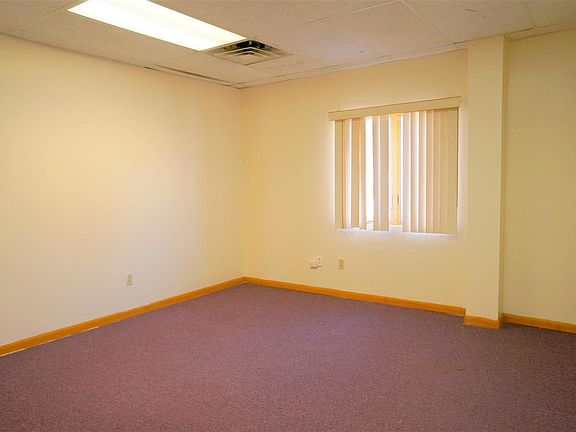 5th image of 3200 Wildwood Ave #1
