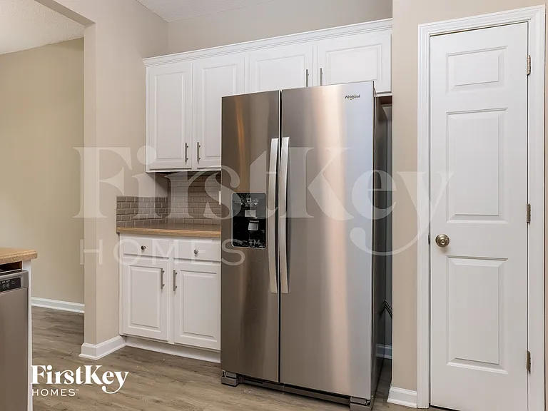 8319 Knapp Ct — Photo 9