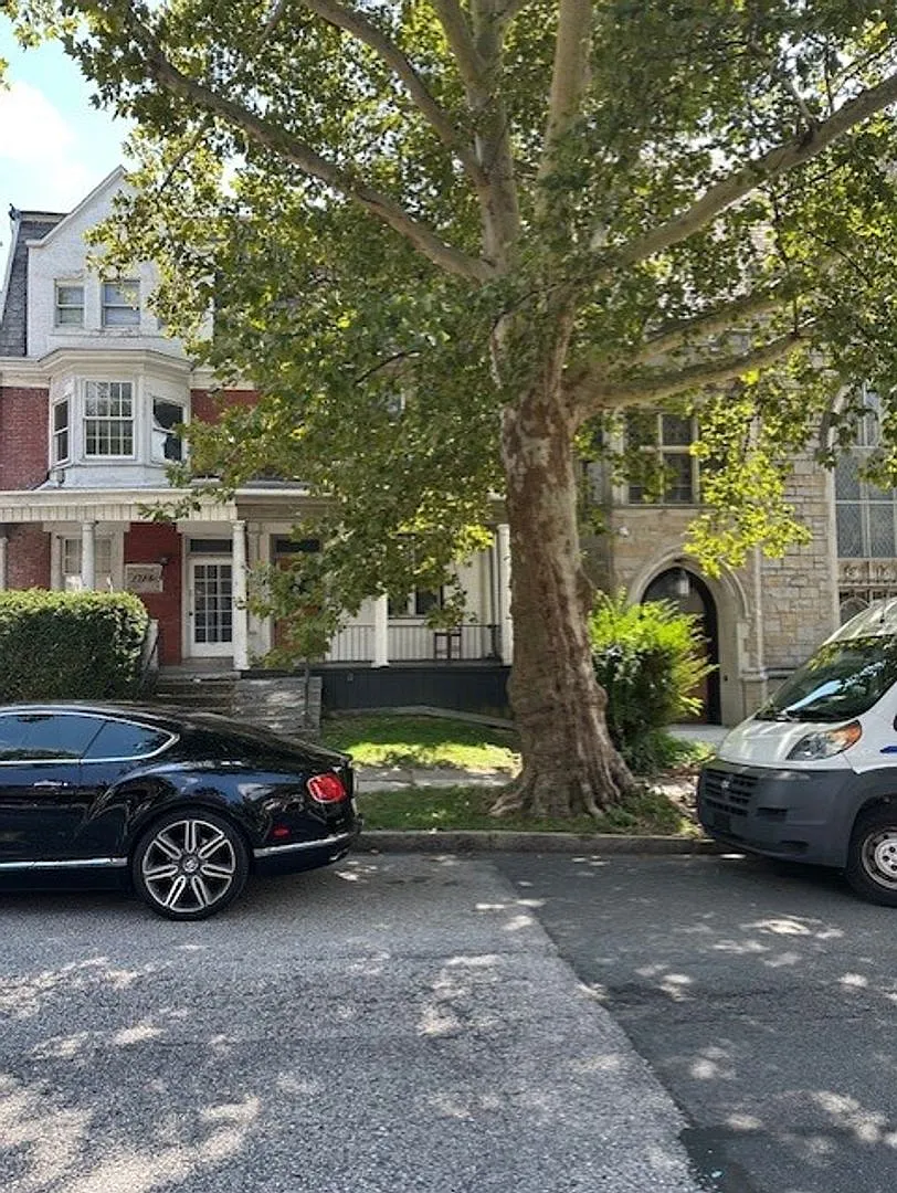 1 Bed 1 Bath Apt Located In Harrisburg School District — Photo 1