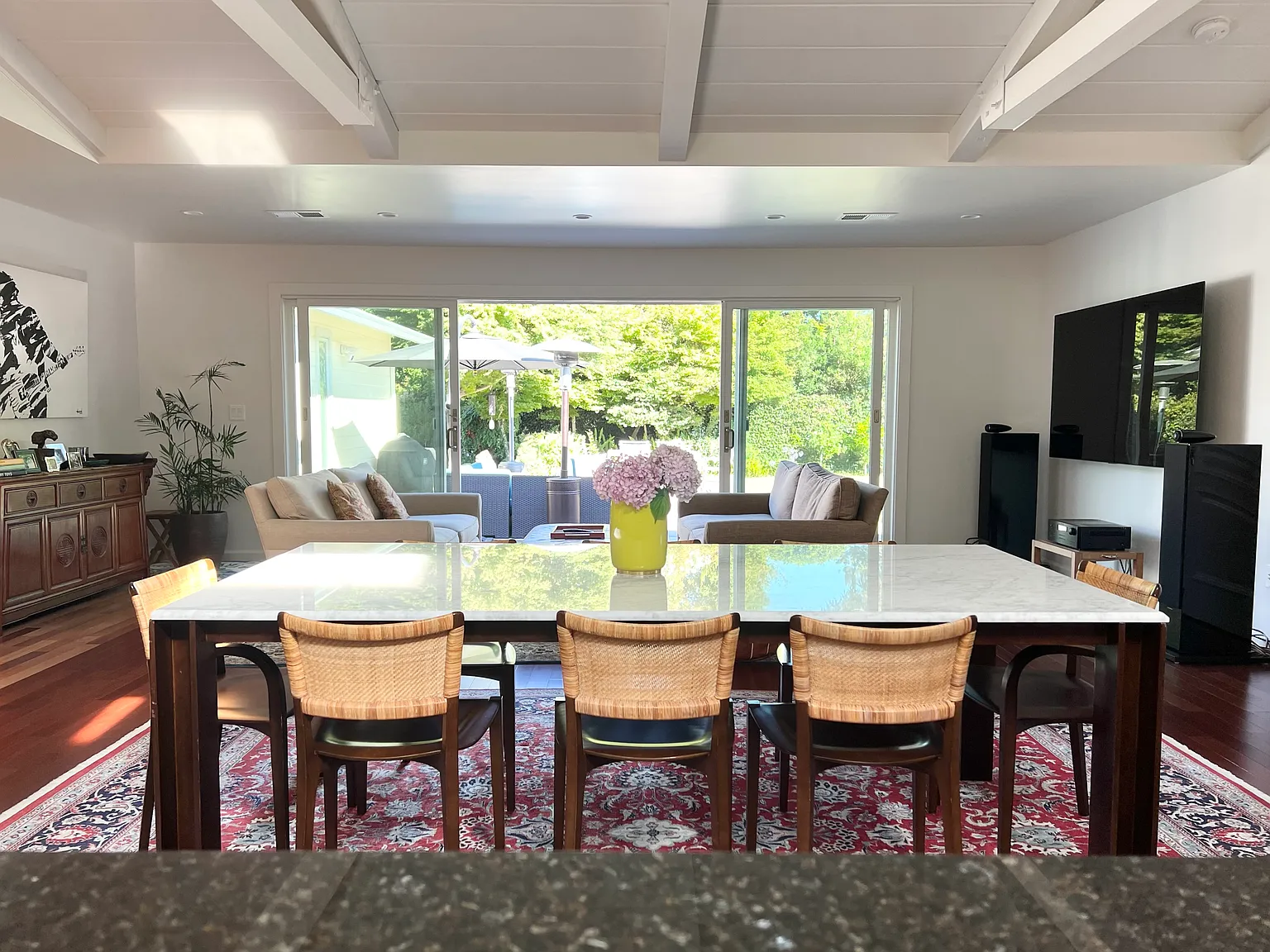 3 bed, 2750 sqft, $20,000 — Photo 1