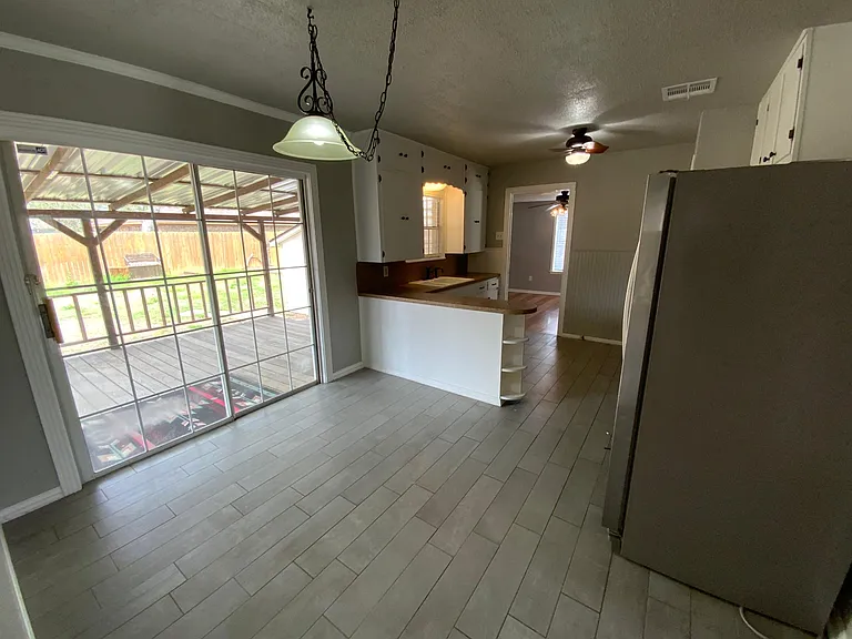 1006 S 45th St — Photo 12