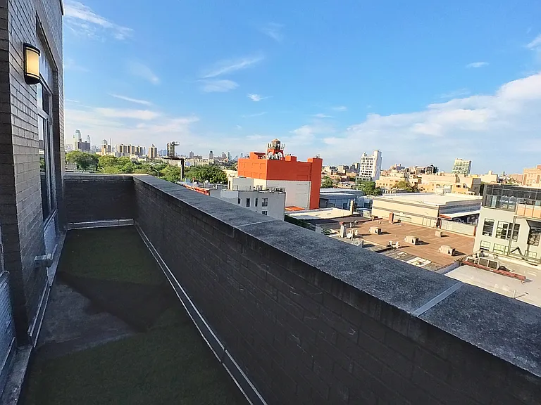 96 Steuben St #7D — Photo 4