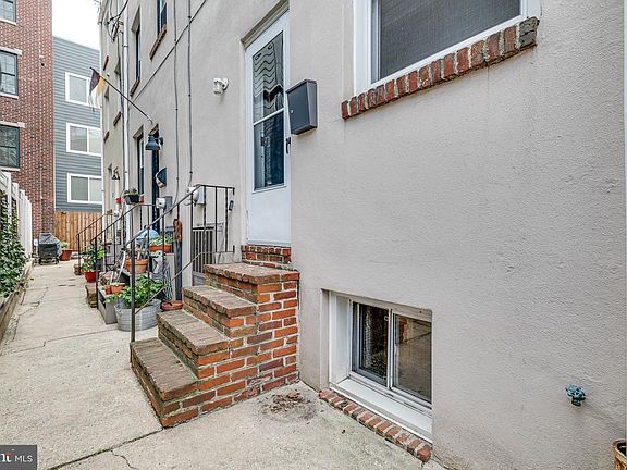 2nd image of 1023 E Moyamensing Ave #B