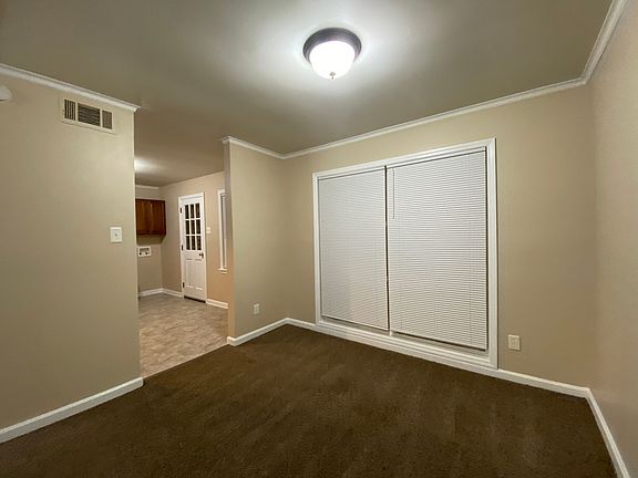 2nd image of 3581 Hallbrook St