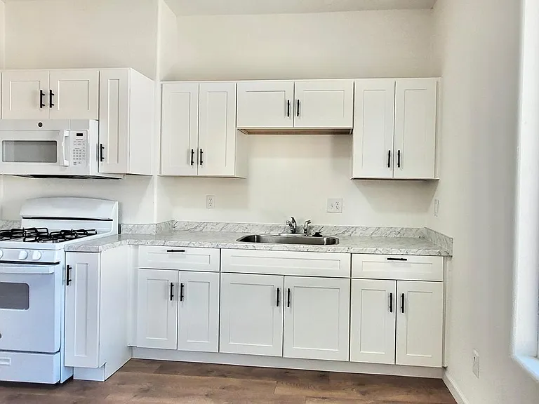 519 E Evans Ave #1 — Photo 1