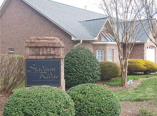 6195 Stadium Ridge Ct, Clemmons, NC 27012