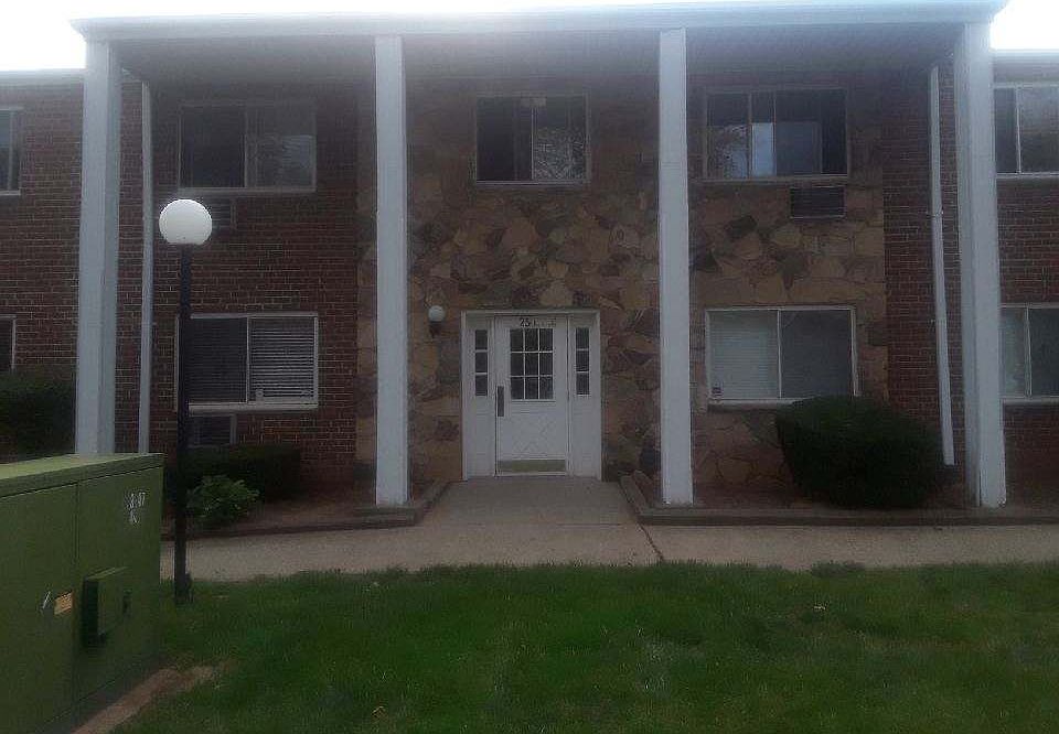 1st image of 25 Gadsen Pl APT 2B