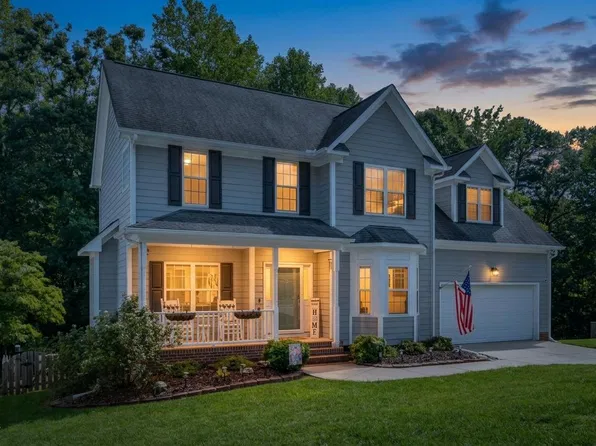 5609 Paces Ferry Dr, Durham, NC 27712