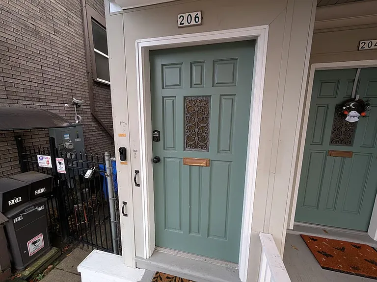 204-206 NW 15th Ave #3 — Photo 17