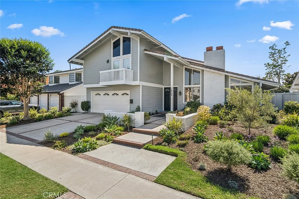 4 bed, 2.5 bath, 2492 sqft, $15,000 — Photo 3