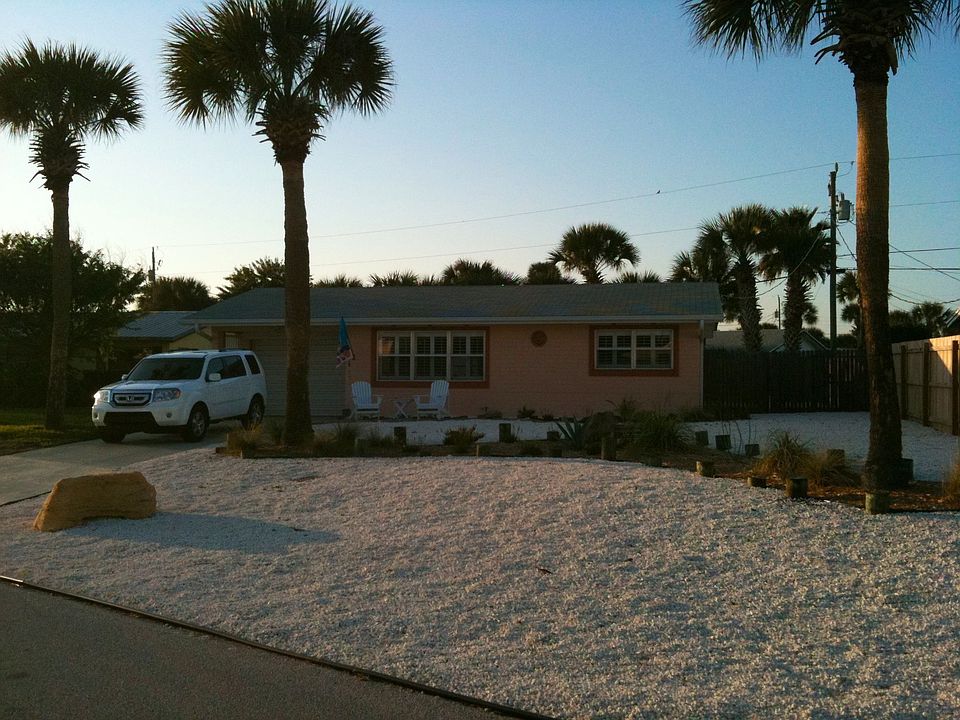 1st image of 9 Camellia Dr