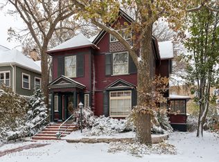 1231 Maple Ave, Evanston, IL 60202