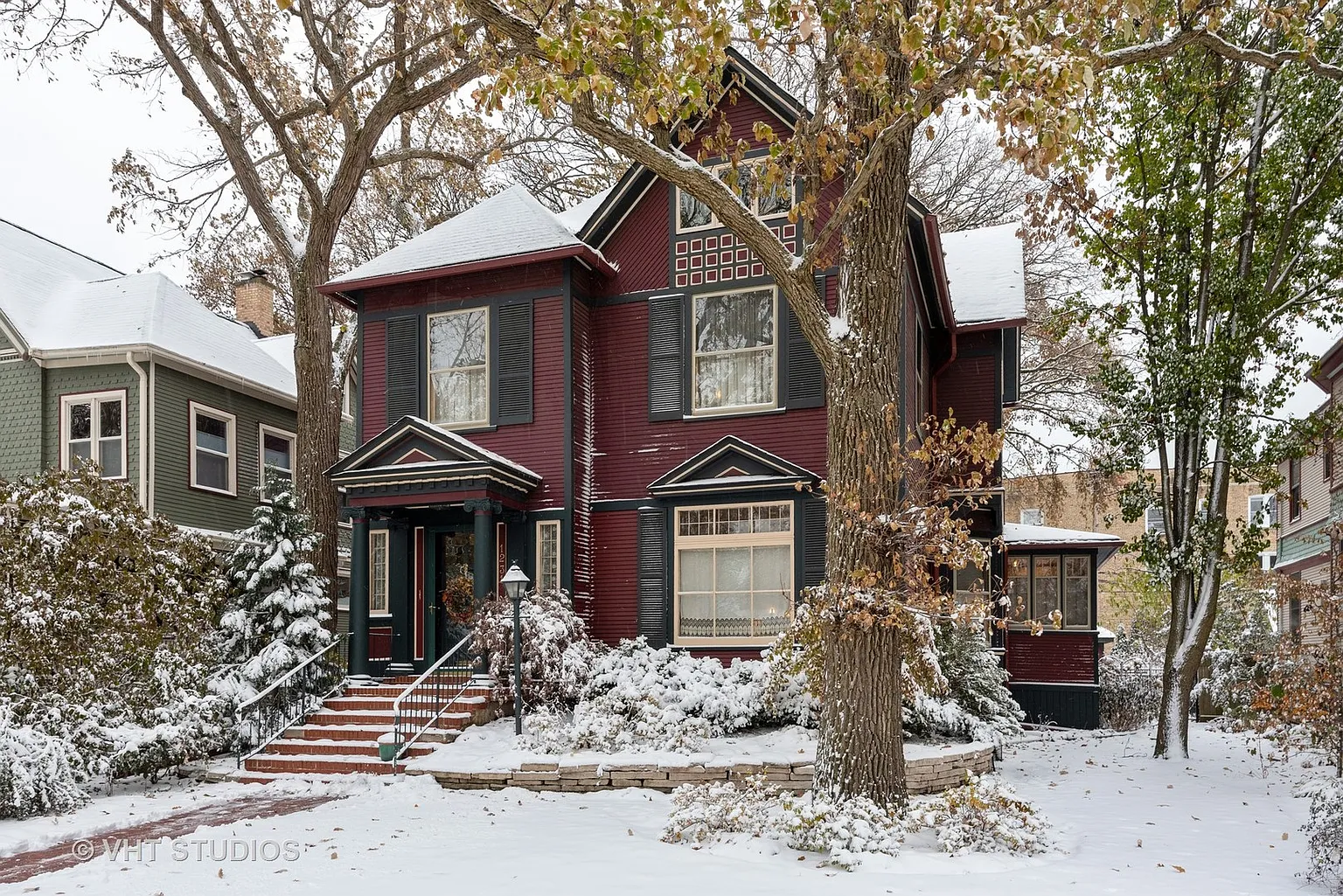 1231 Maple Ave photo 1