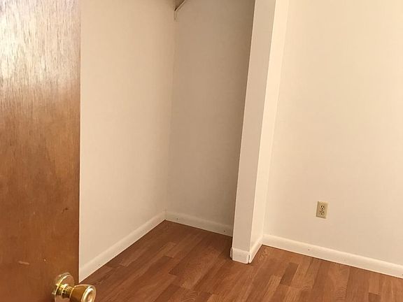 4th image of 1214 E Adams Ave